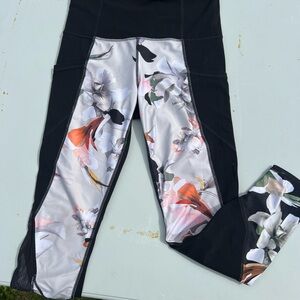 Athleta Floral Print Black and Gray Leggings